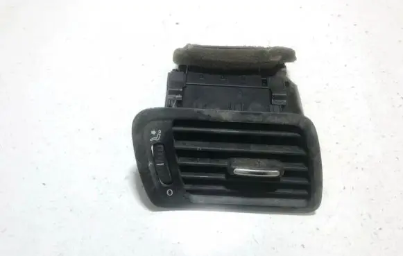 Volkswagen PASSAT CC Dash center air vent grill 3c2819702e