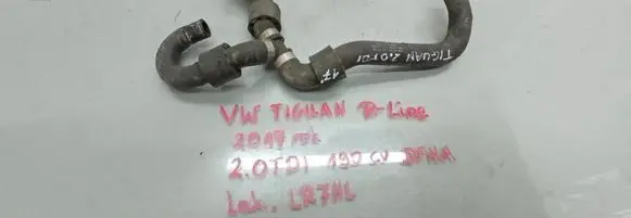 Volkswagen Tiguan Engine coolant pipe/hose 5N0122157BP