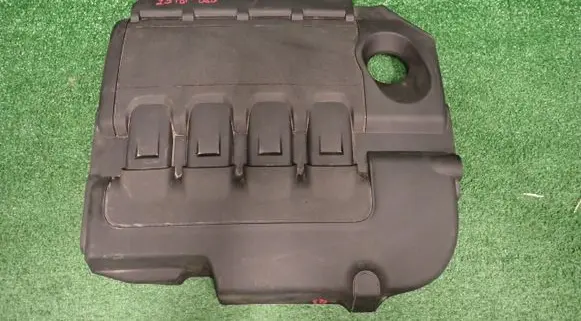 Audi Q3 F3 Engine cover (trim)