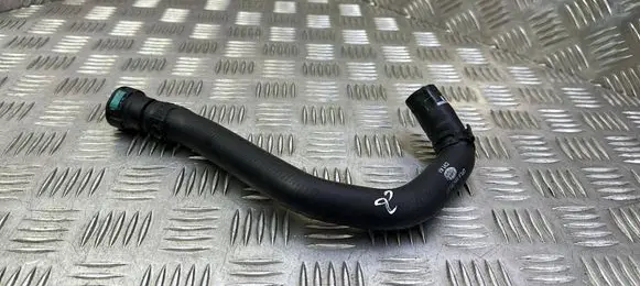 Engine coolant pipe/hose