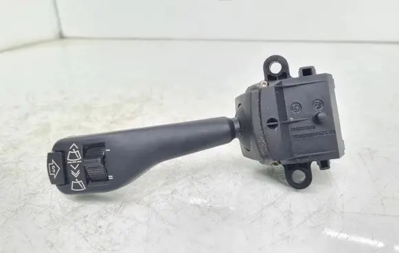 BMW 5 E39 Wiper control stalk 8375407 01204010