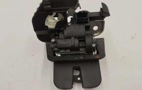 Tailgate/trunk/boot lock/catch/latch