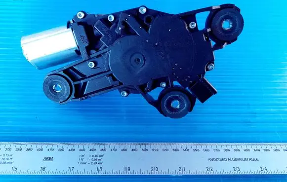 Ford Focus Rear window wiper motor 0390201205 C83HE