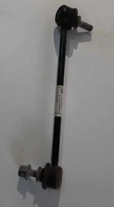 Tesla Model 3 Front anti-roll bar/stabilizer link 104439100D