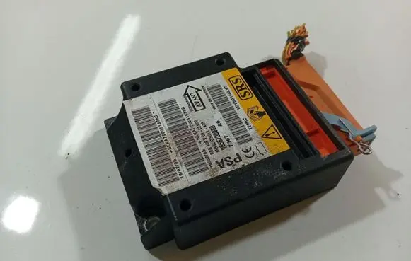 Peugeot 1007 Airbag control unit/module 051878G