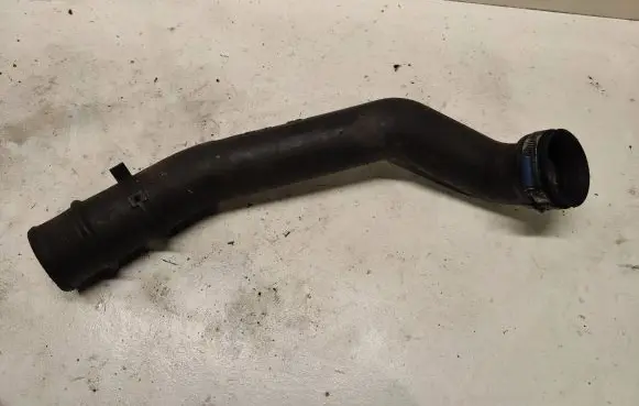 Volvo S40, V40 Intercooler hose/pipe 30617190