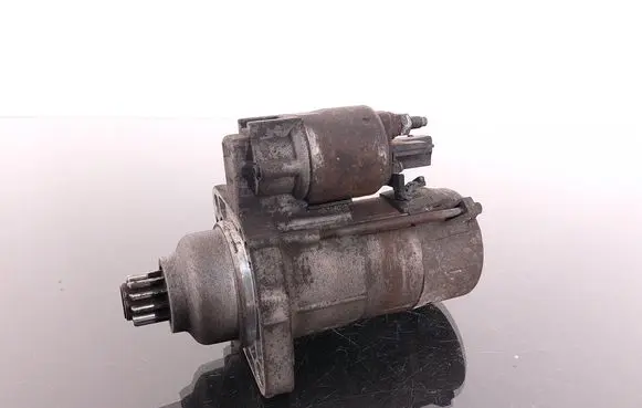 Skoda Octavia Mk2 (1Z) Starter motor 02M911023N