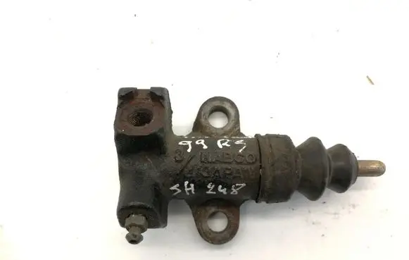 Clutch slave cylinder