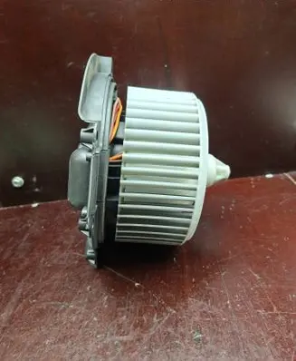 Renault Espace IV Heater fan/blower 52492209 13703337