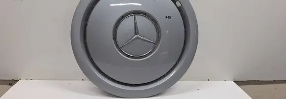 Mercedes-Benz E W124 R15 wheel hub/cap/trim 2014010324 7275000
