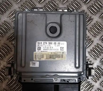 Mercedes-Benz C AMG W205 Engine control unit/module A2749000800