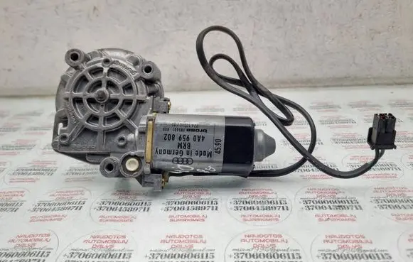 Audi A8 S8 D2 4D Front door window regulator motor 4A0959802 7743001602 0531826101