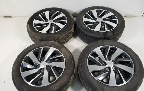 Mitsubishi ASX R17 alloy rim 