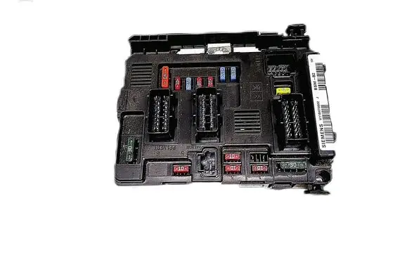 Citroen C3 Fuse module 9650618580