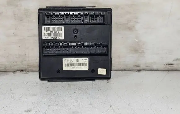 Volkswagen Transporter - Caravelle T5 Comfort/convenience module 7H0937049S