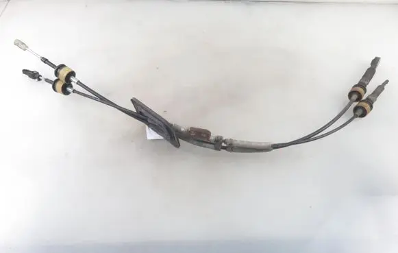Suzuki Swift II Gear shift cable linkage 