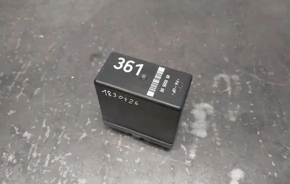 Audi A4 S4 B5 8D Other relay 4A0907440 05020500 361