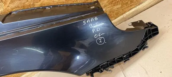 Saab 9-5 Fender