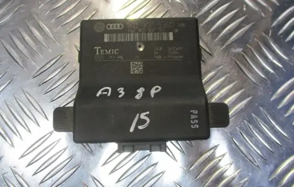 Audi A3 S3 8P Comfort/convenience module 1K0907530D