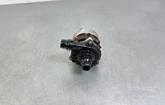 BMW 3 G20 G21 Electric auxiliary coolant/water pump 5A30246 5A3024601 00737130721