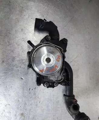 Mercedes-Benz E W212 Water pump A6512006301