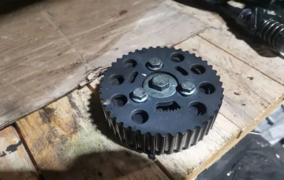 Ford Galaxy Camshaft pulley/ VANOS 038109111E