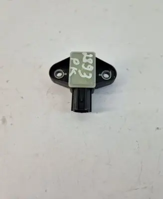 Volkswagen PASSAT B6 Airbag deployment crash/impact sensor 33080303