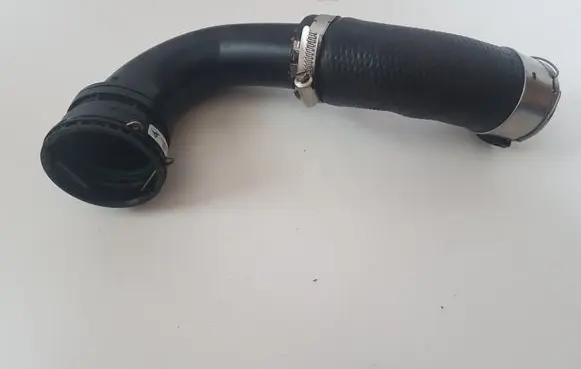 Land Rover Discovery Sport Intercooler hose/pipe GJ326C715AA