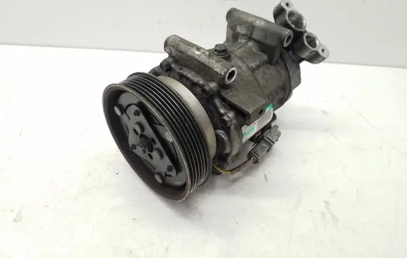 Nissan Juke I F15 Air conditioning (A/C) compressor (pump) 8200953359