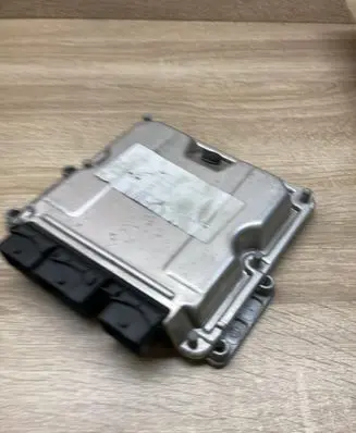 Peugeot 307 Engine control unit/module ECU 9647472780 0281011081