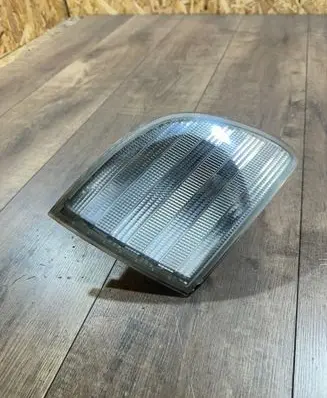 Mercedes-Benz Vito Viano W638 Headlight/headlamp