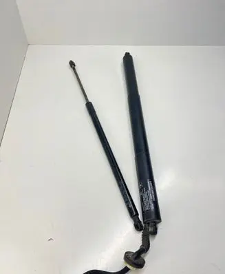 Jeep Cherokee Tailgate/trunk strut/damper 0765679H00148 68231345AB