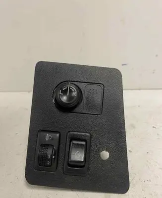 Nissan Qashqai Wing mirror switch 68485JD900