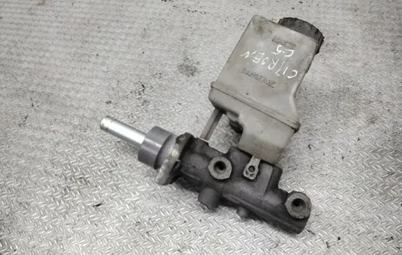 Citroen C5 Master brake cylinder Y21223