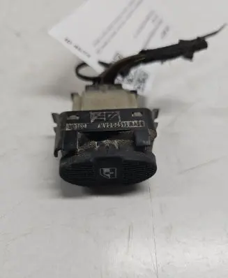 Seat Alhambra (Mk1) Electric window control switch 7M0867372