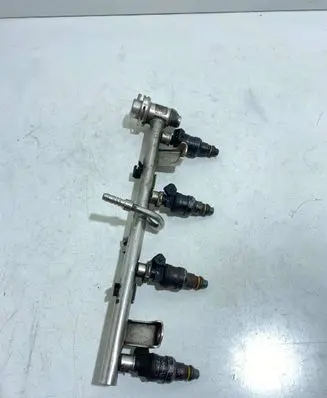 Audi A4 S4 B5 8D Fuel injectors set 058133681C 058133551