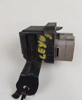Toyota Avensis T250 Glow plug pre-heat relay 1567000671