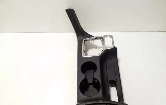 KIA Sportage Center console 84651F1MA1
