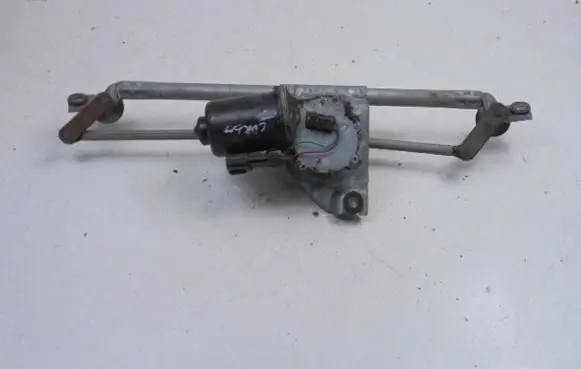 Opel Corsa B Front wiper linkage 