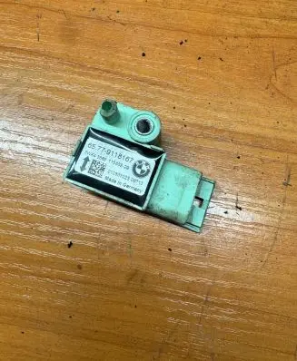 BMW 5 E60 E61 Airbag deployment crash/impact sensor 9118167 5WK43865 11585229