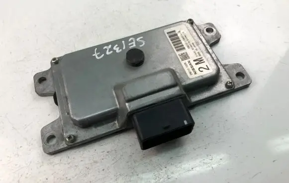 Nissan NP300 Other control units/modules EMU10100NB1
