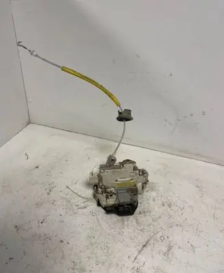 Audi A4 S4 B7 8E 8H Rear door lock 8E0839015AA