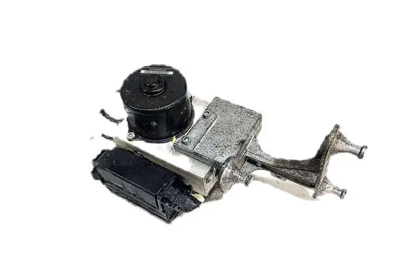 Mercedes-Benz A W168 ABS Pump A0064310312 A0365454032