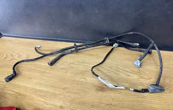 Subaru Forester SH Fuel line pipe 81803FG000