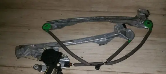 Ford Focus Sliding door window regulator with motor xs4123200 rhxs4123200