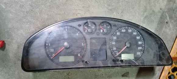 Volkswagen Transporter - Caravelle T5 Speedometer (instrument cluster) 7H0920861E 5090851940 VZ7Z0H0134135