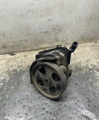 Peugeot 206 Power steering pump