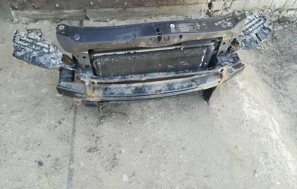 Skoda Octavia Mk2 (1Z) Radiator support slam panel 