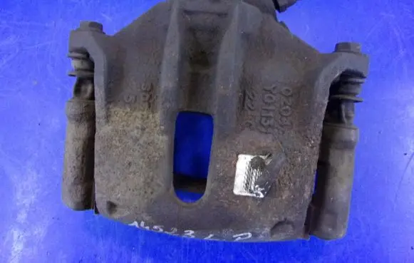 Peugeot 208 Front brake caliper