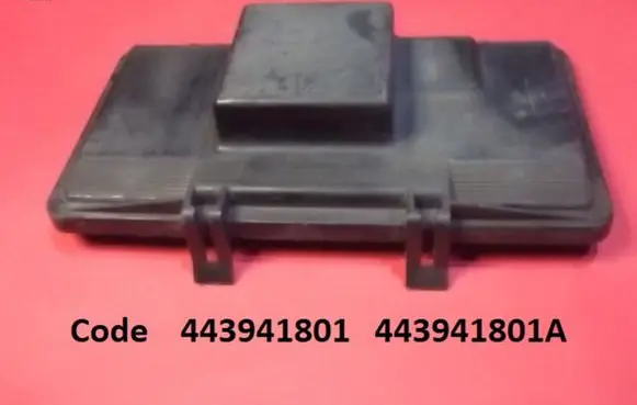 Audi 100 200 5000 C3 Fuse box cover 443941801 443941801A